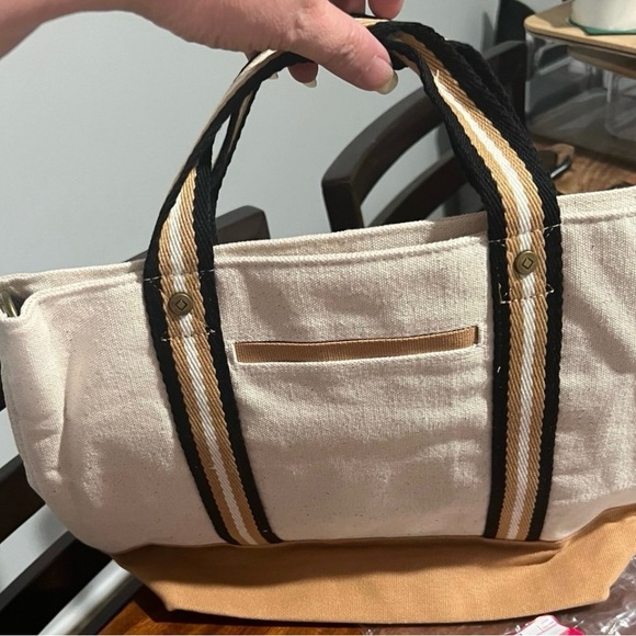 Thirty One Window Shopper! BNIP!! - Picture 2 of 3